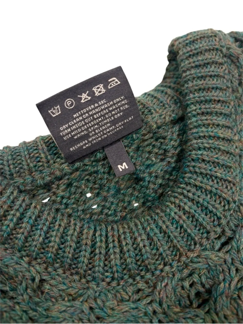 Aran Mills Men’s Merino Wool Crew Neck Cable Knit Sweater Medium Ireland EUC